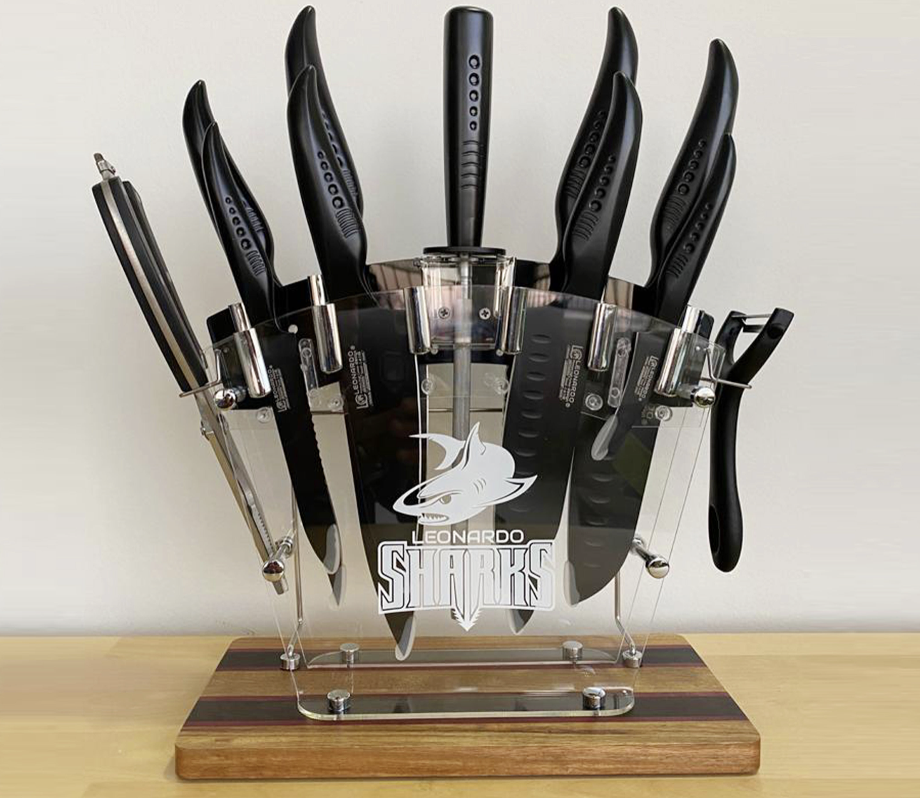 סט סכינים לאונרדו שארקס